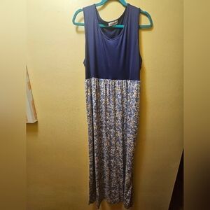 Michelle Mae Navy and Floral Tank Maxi Dress With Pockets Blue Soft NWT